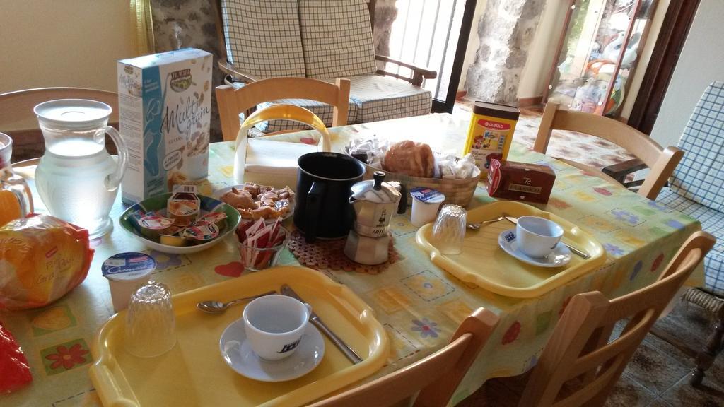 Sa Domo De Minnanna Castelsardo Buitenkant foto