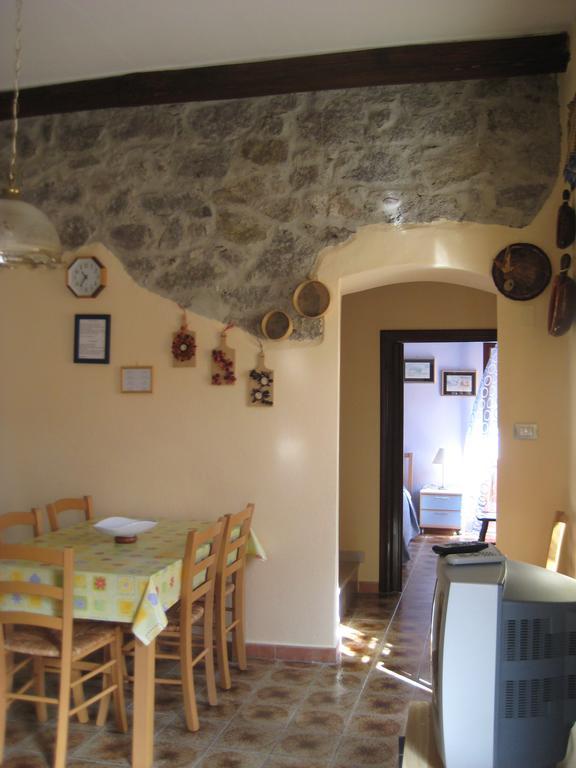 Sa Domo De Minnanna Castelsardo Buitenkant foto